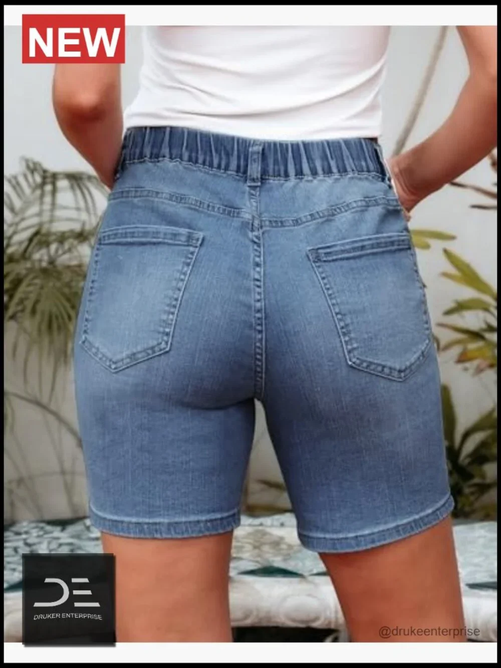 Women's Mid Rise Elastic Waist Pull On Denim Shorts 7" Inseam - Picture 5 of 7